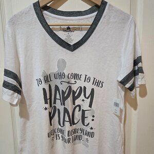 Disney Parks Disneyland White & Gray T-Shirt - Size M - BNWT